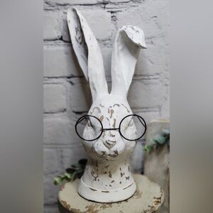 🌸NEW Distressed White Rabbit Wearing Glasses From Hobby Lobby.